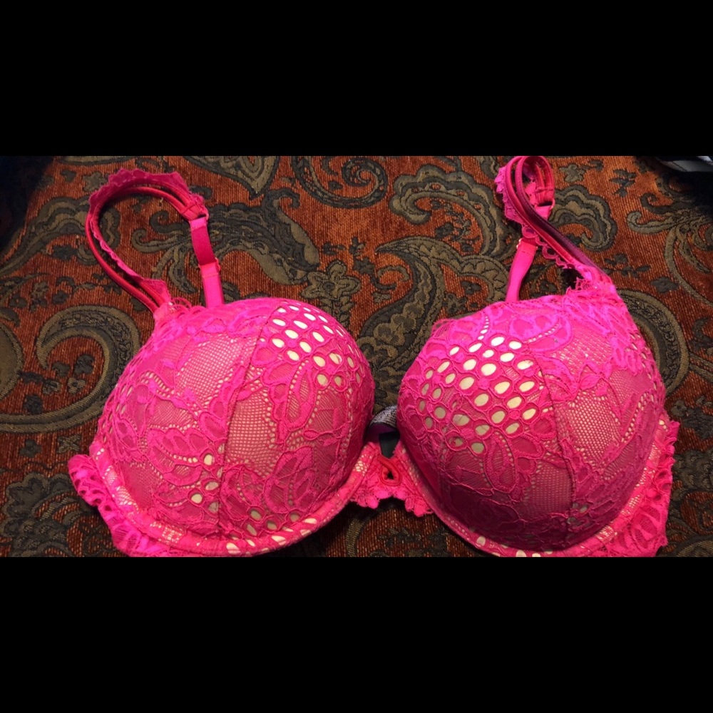 Victoria’s Secret bra